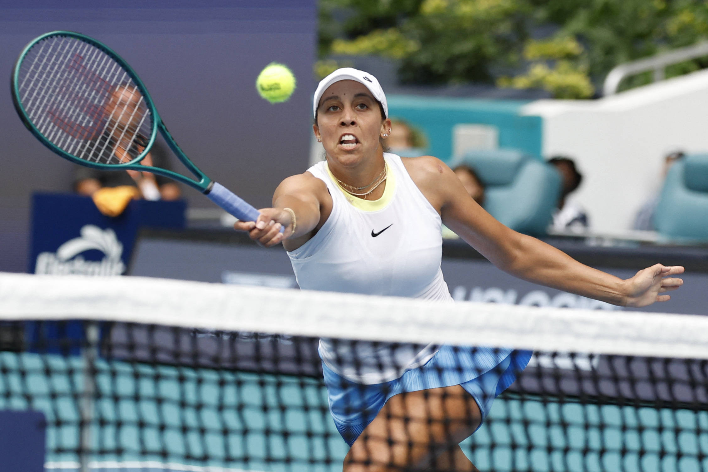 他积极参加 他积极参加