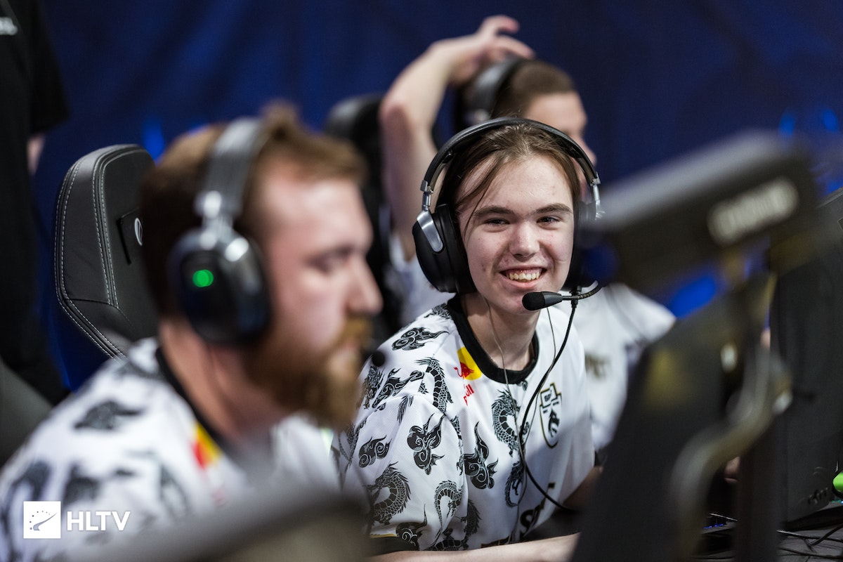 中路导向 中路导向